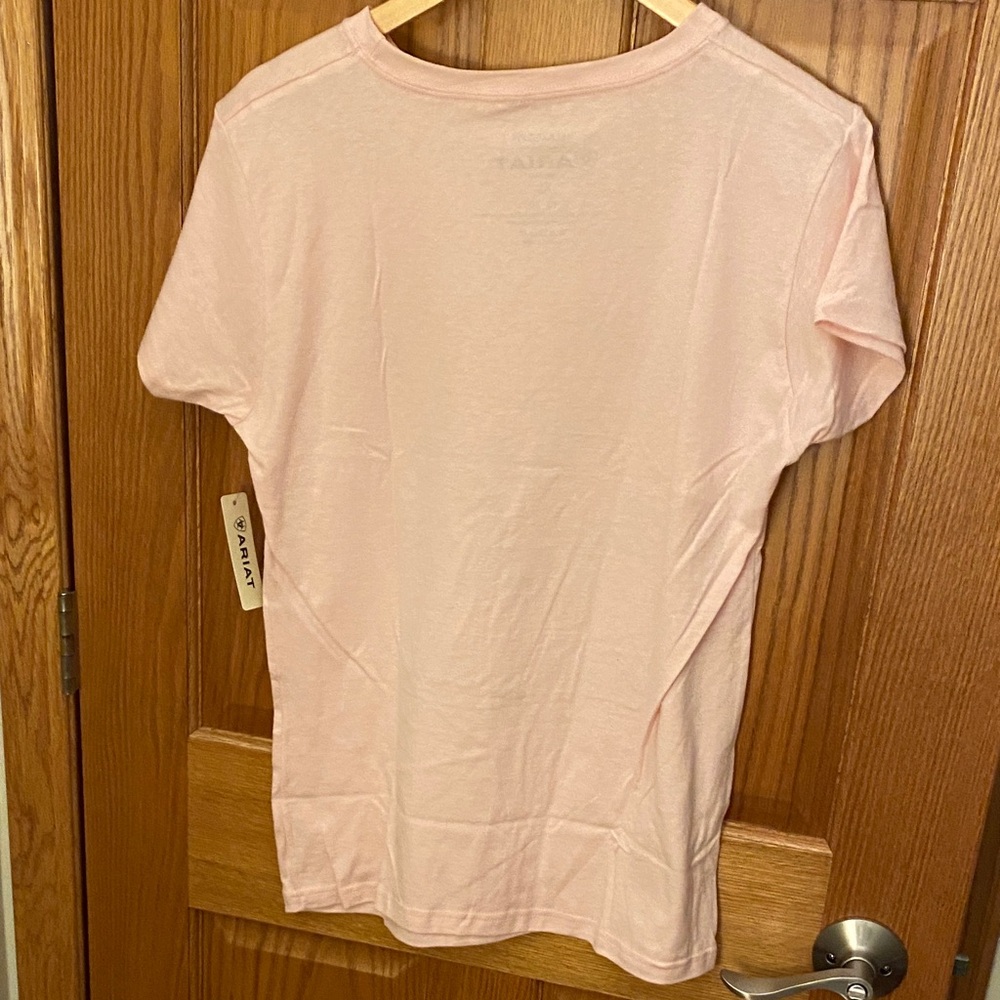 Ariat Women’s Light Pink Graphic Tee “Early to Rise” Sunflower, Tractor XL NWT - Picture 5 of 5
